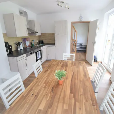 Kapluv Plau Am 普劳西