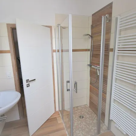 公寓 Kapluv Plau Am *