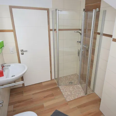 Kapluv Plau Am 普劳西